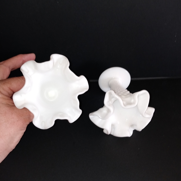 Vintage Fenton Hobnail milk glass mini vases 2 - Picture 3 of 6